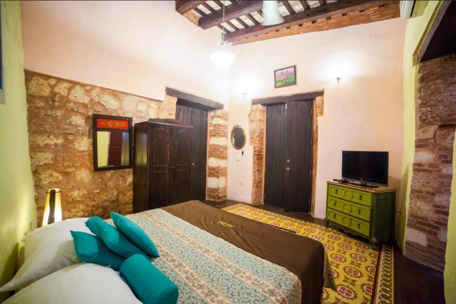 Отель Mansion Colonial Dona Elvina Санто-Доминго Экстерьер фото