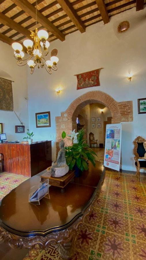 Отель Mansion Colonial Dona Elvina Санто-Доминго Экстерьер фото