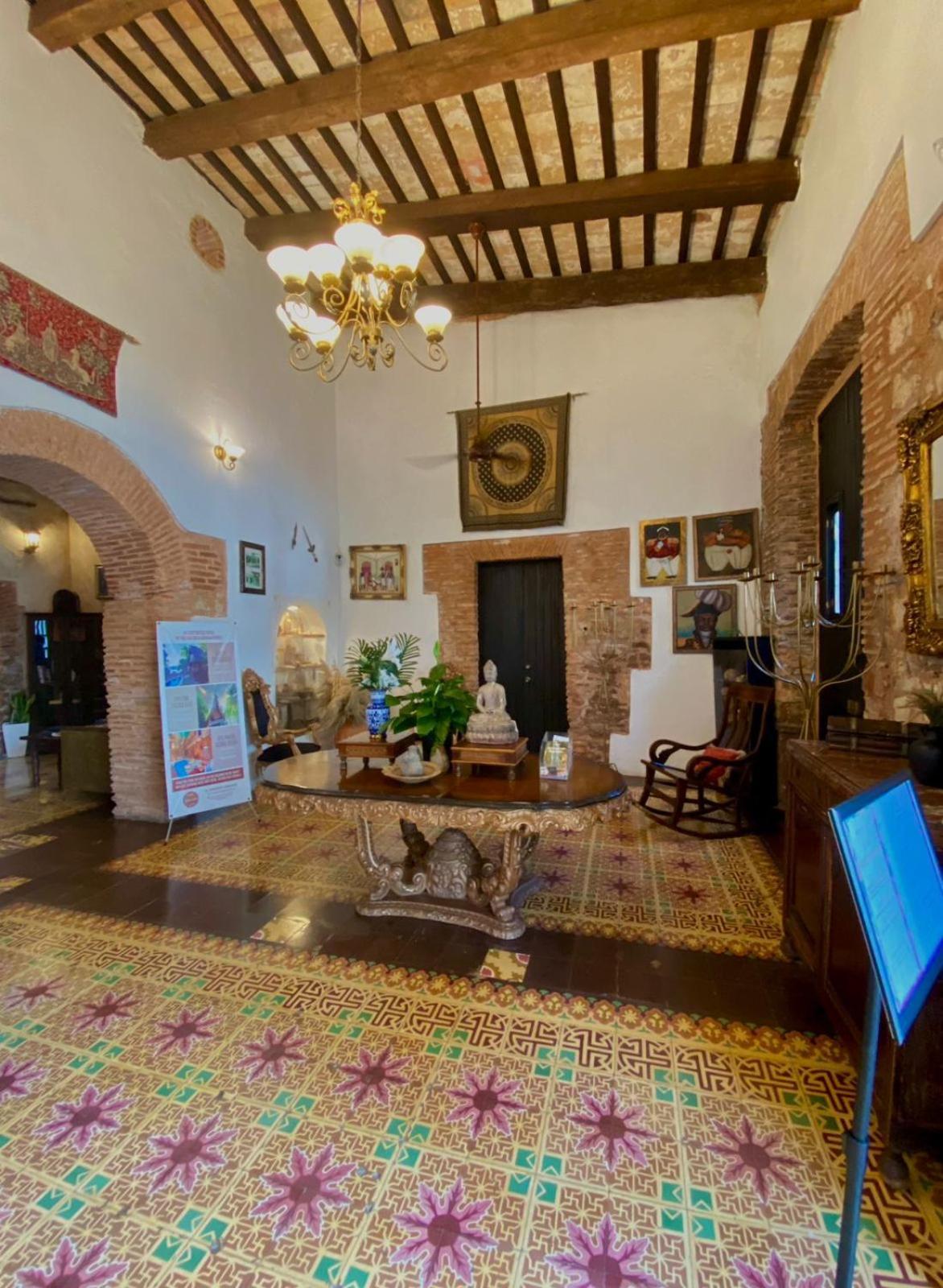 Отель Mansion Colonial Dona Elvina Санто-Доминго Экстерьер фото